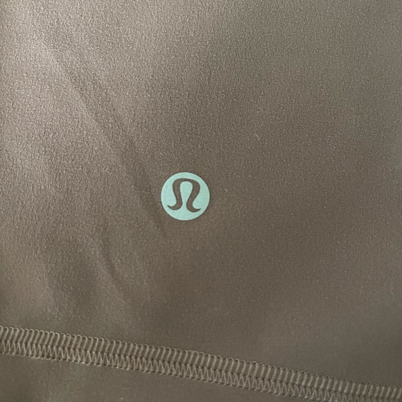 Wunder Train Shorts 6” - Picture 4 of 5